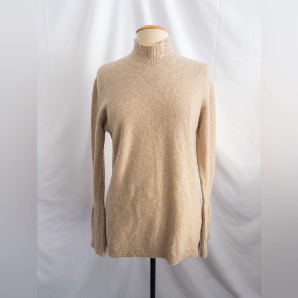 Malo Women's Beige Turtleneck Sweater